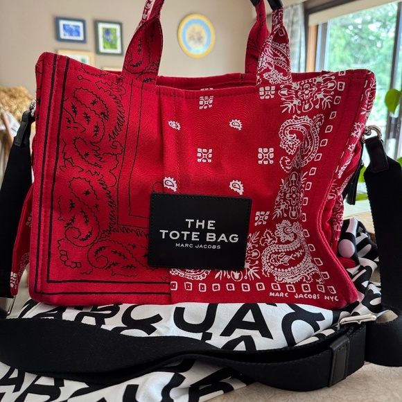 Marc Jacobs Handbags - Marc Jacob's bag. Red, black, white.